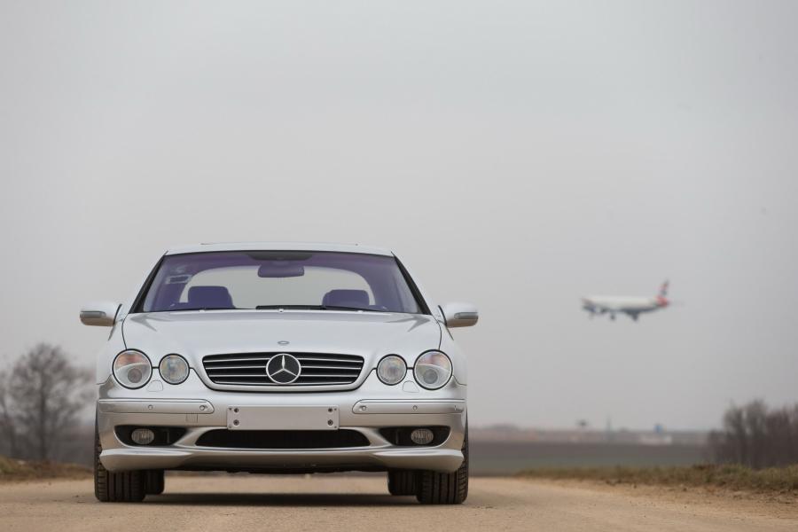 Mercedes-Benz CL63 AMG 2001 года  (фото 11 из 12)
